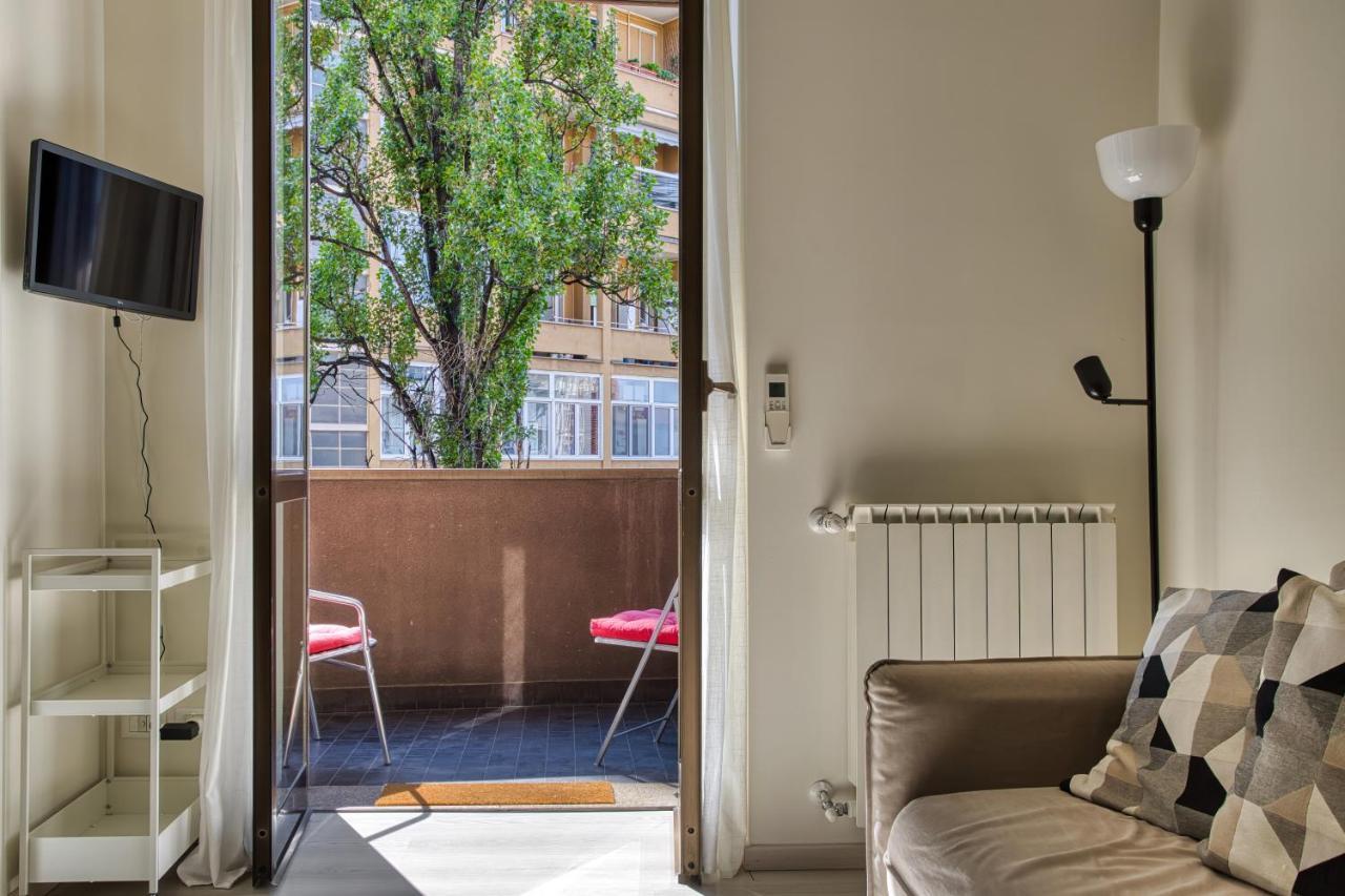 Joivy Vibrant 2Bed Apt With Balcony Milano Eksteriør bilde