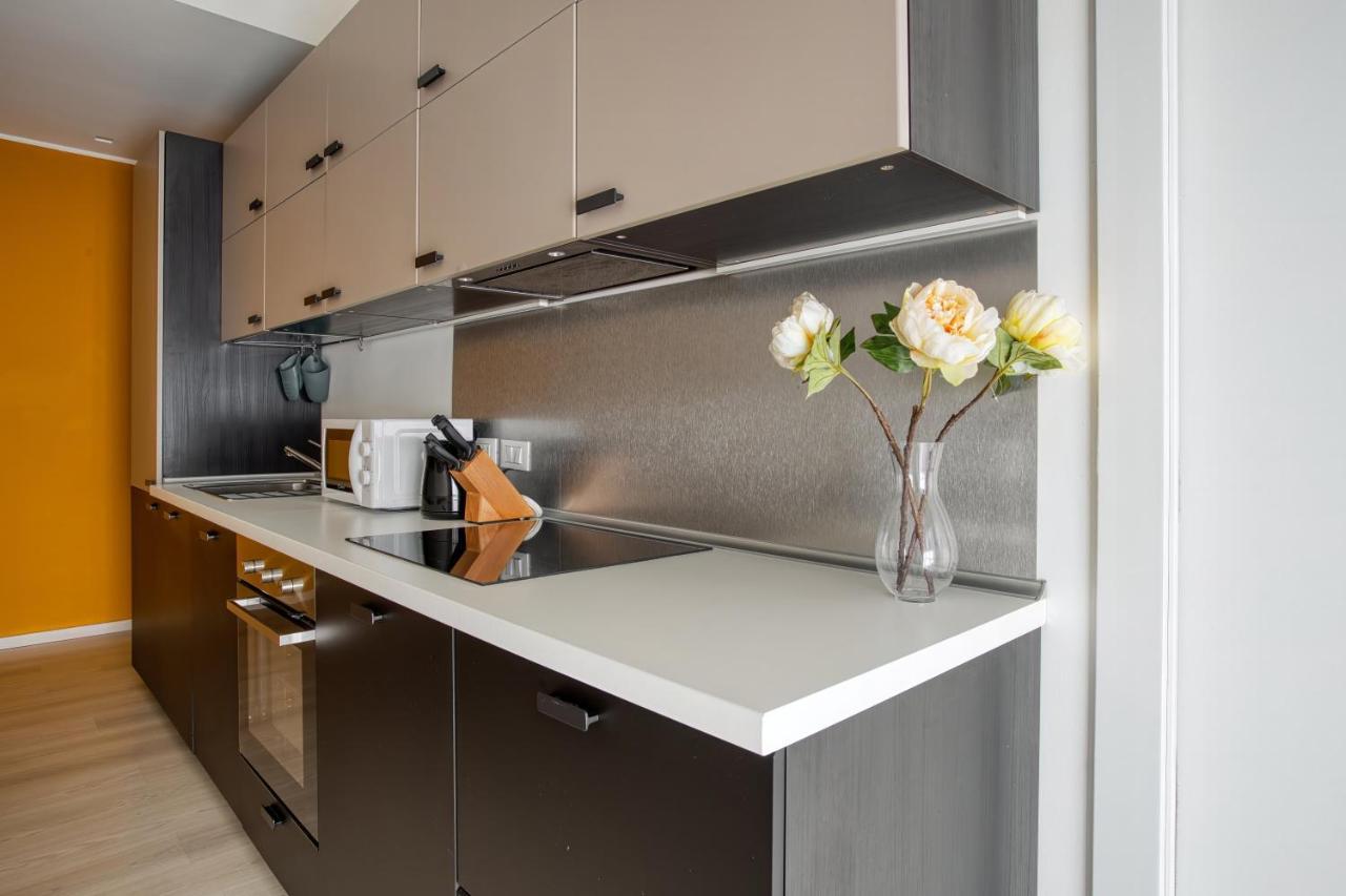 Joivy Vibrant 2Bed Apt With Balcony Milano Eksteriør bilde