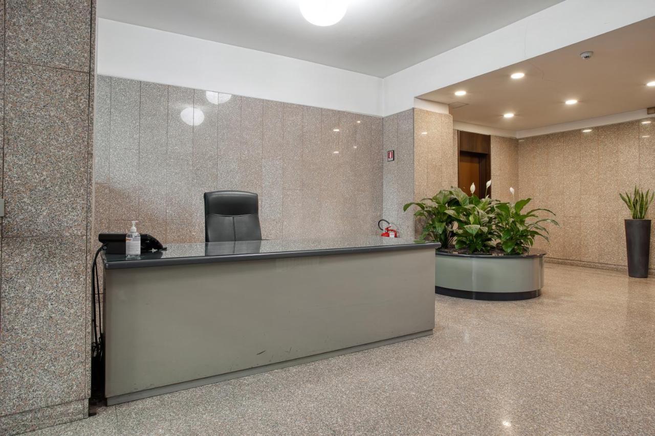 Joivy Vibrant 2Bed Apt With Balcony Milano Eksteriør bilde