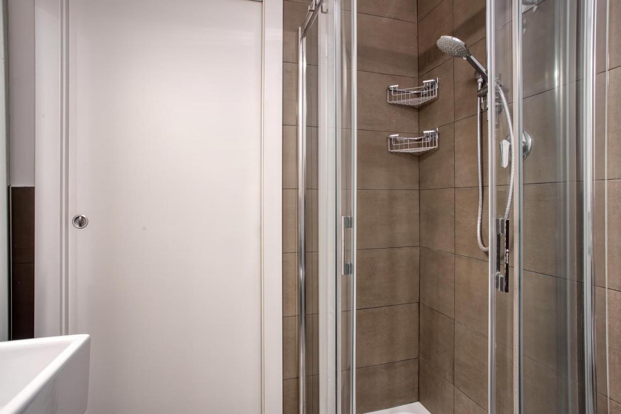 Joivy Vibrant 2Bed Apt With Balcony Milano Eksteriør bilde